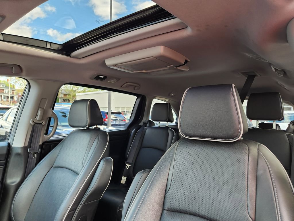 Used 2023 Honda Odyssey Elite image 12