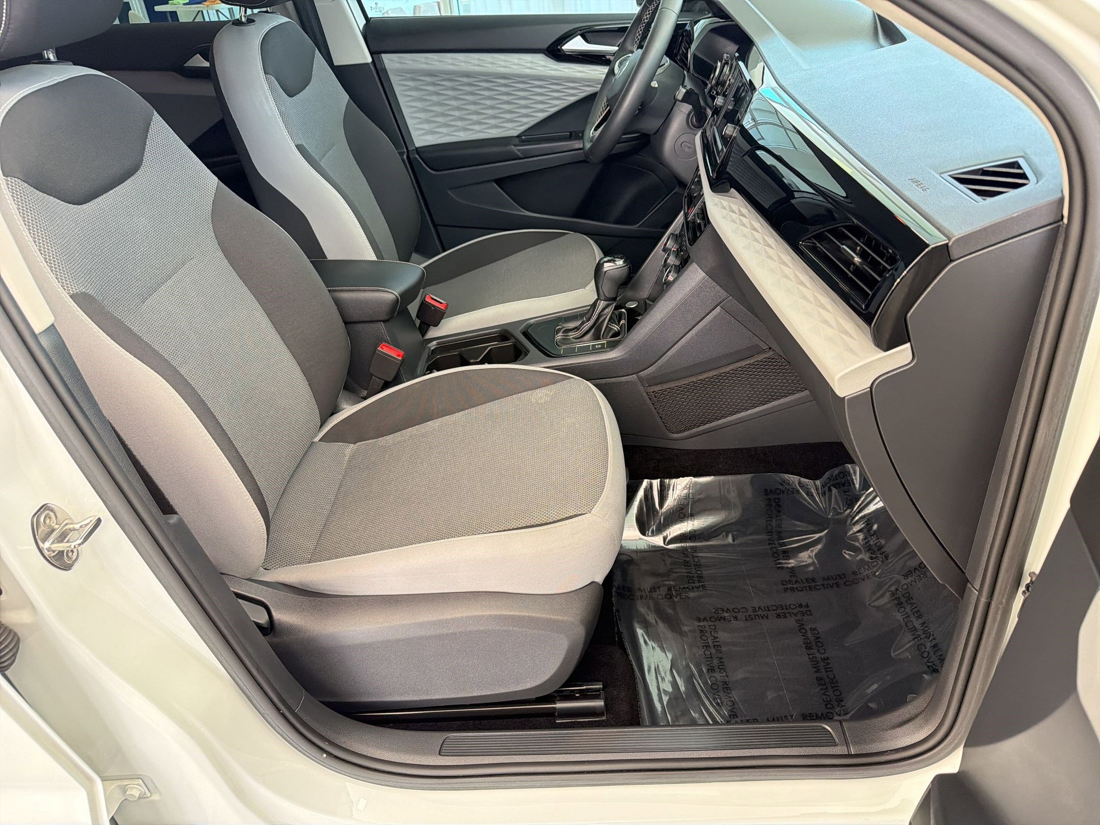 Used 2023 Volkswagen Taos S image 28