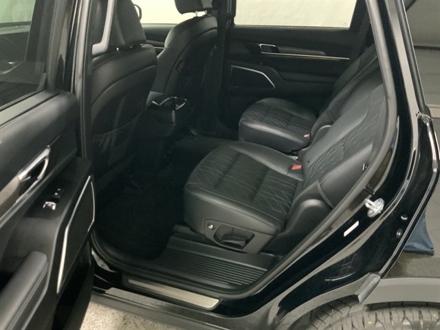 Used 2024 Kia Telluride SX Prestige X-Pro AWD/4WD image 21