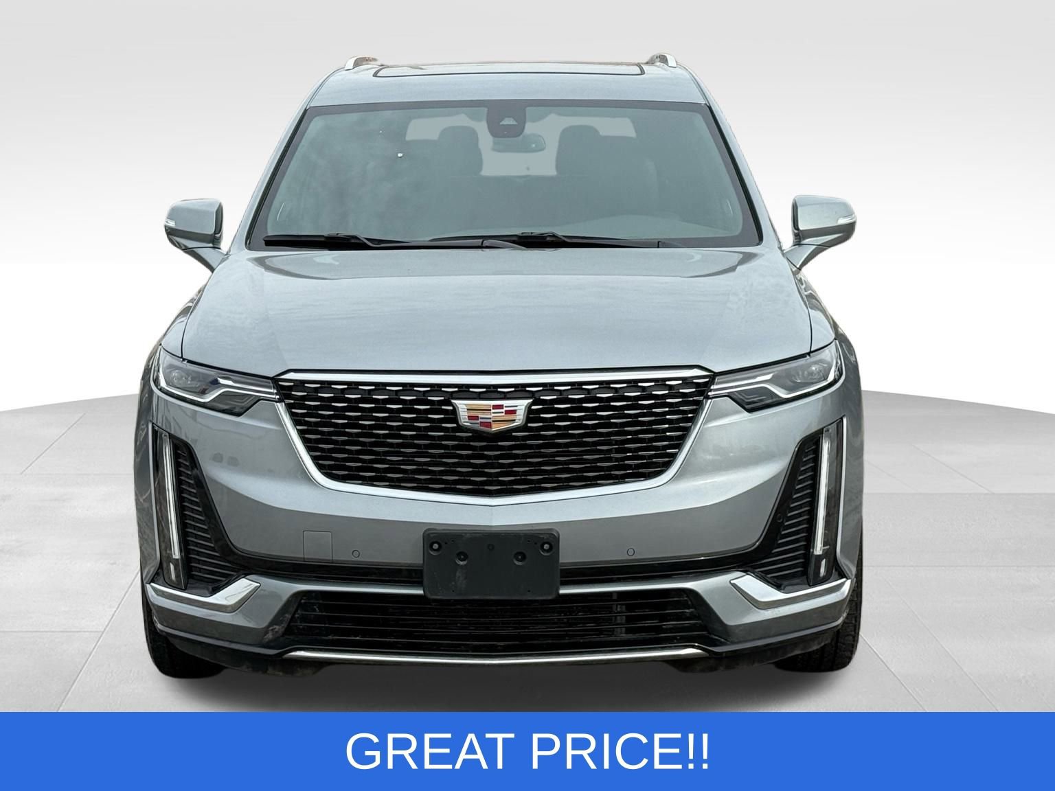 Used 2025 Cadillac XT6 Premium Luxury image 16