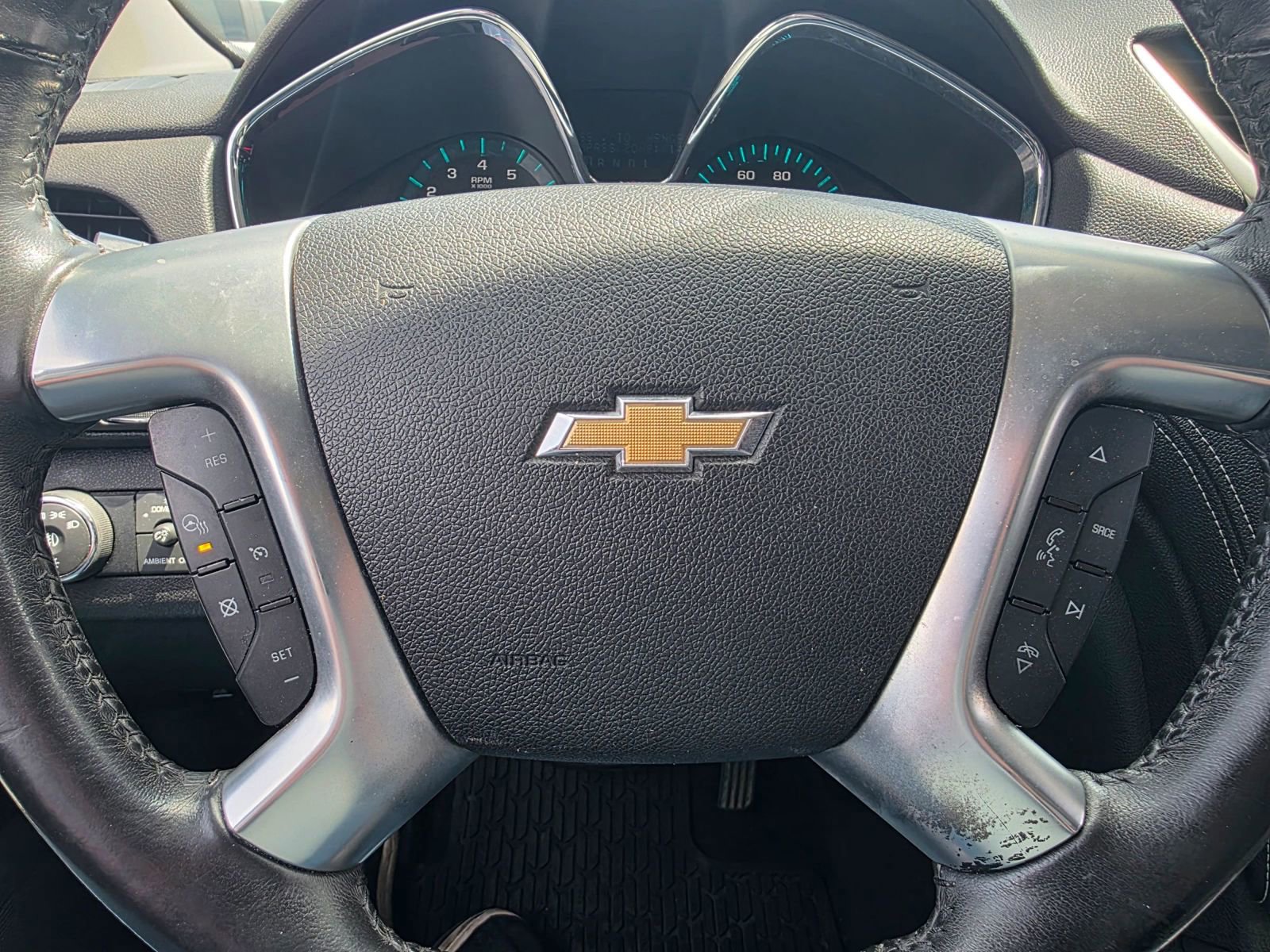 Used 2017 Chevrolet Traverse Premier AWD/4WD image 16