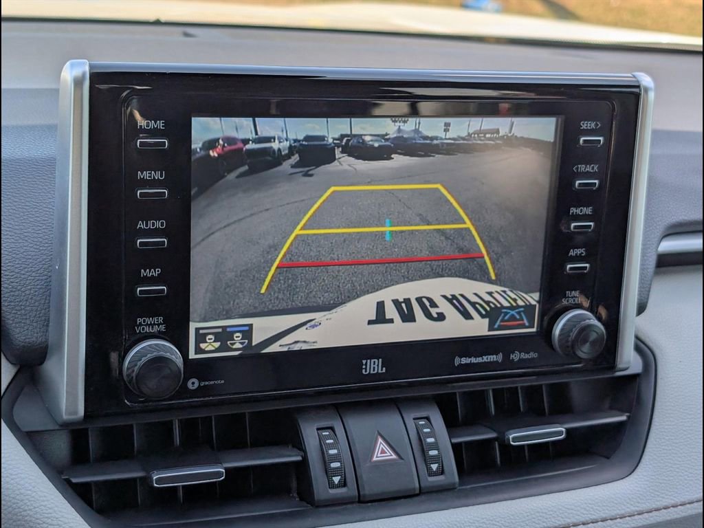 Used 2019 Toyota RAV4 XLE Premium FWD image 8