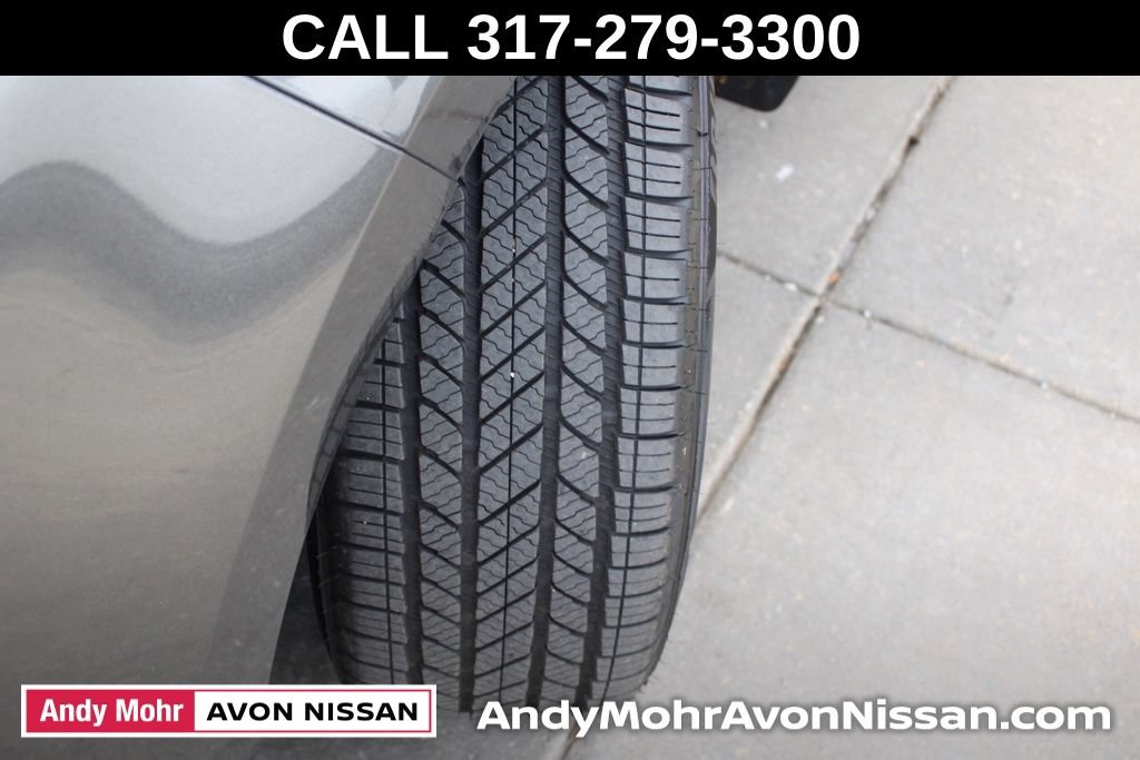 Used 2019 Ford Edge SEL FWD image 12