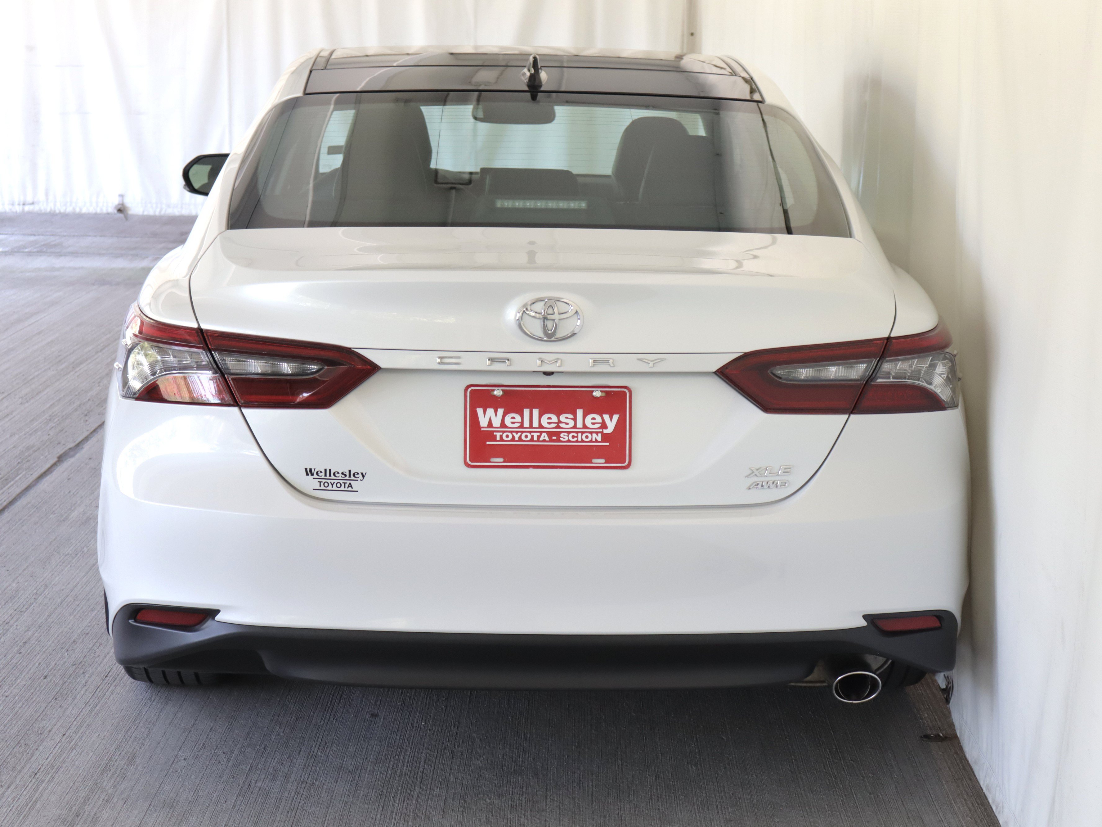 Used 2024 Toyota Camry XLE w/ Cold Weather Package AWD/4WD image 27