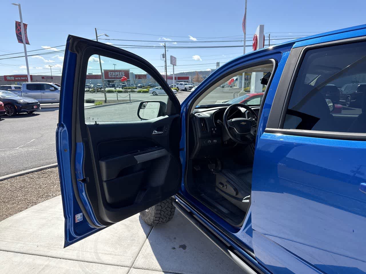 Used 2019 Chevrolet Colorado ZR2 w/ ZR2 Dusk Special Edition AWD/4WD image 10