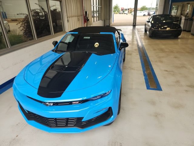 Used 2023 Chevrolet Camaro SS RWD image 5