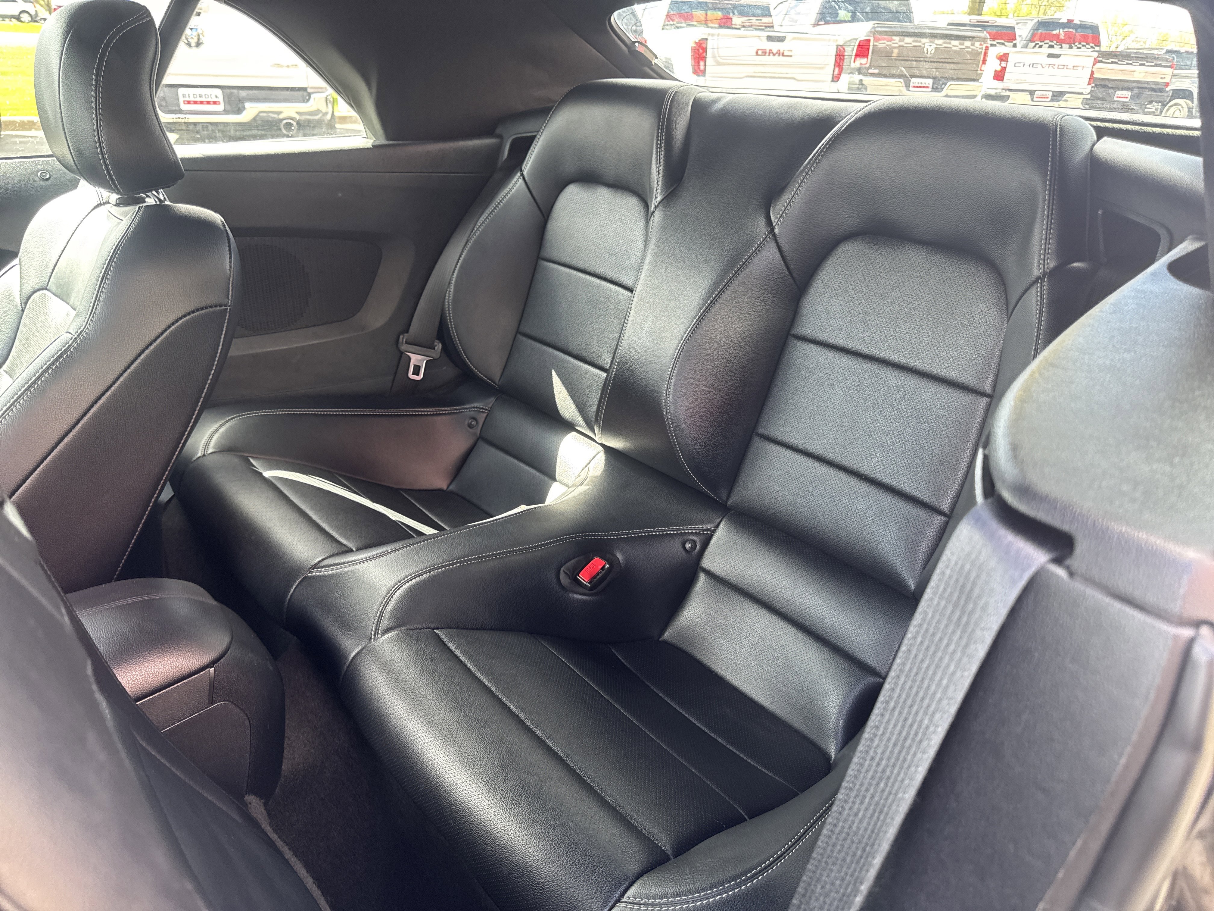 Used 2016 Ford Mustang GT Premium RWD image 30