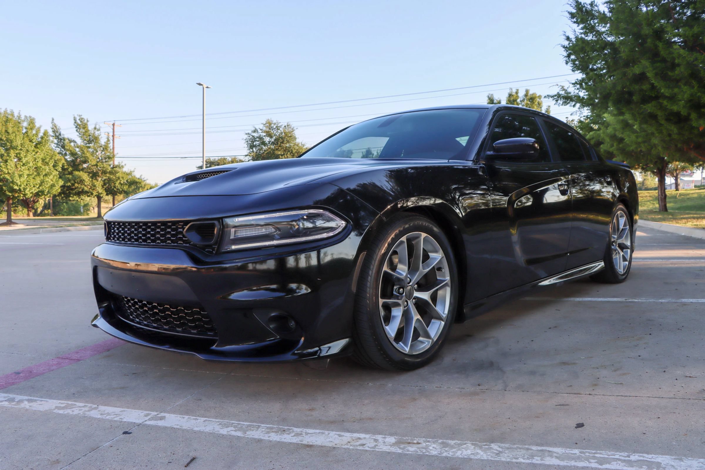 Used 2020 Dodge Charger GT RWD image 3