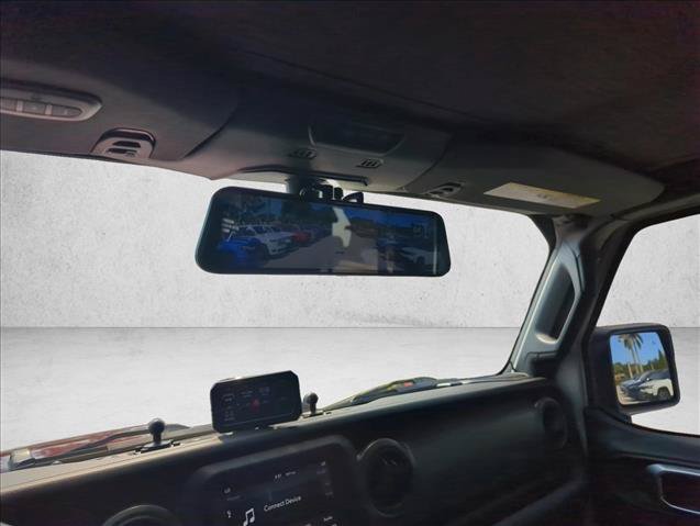 Used 2023 Jeep Gladiator Mojave AWD/4WD image 13