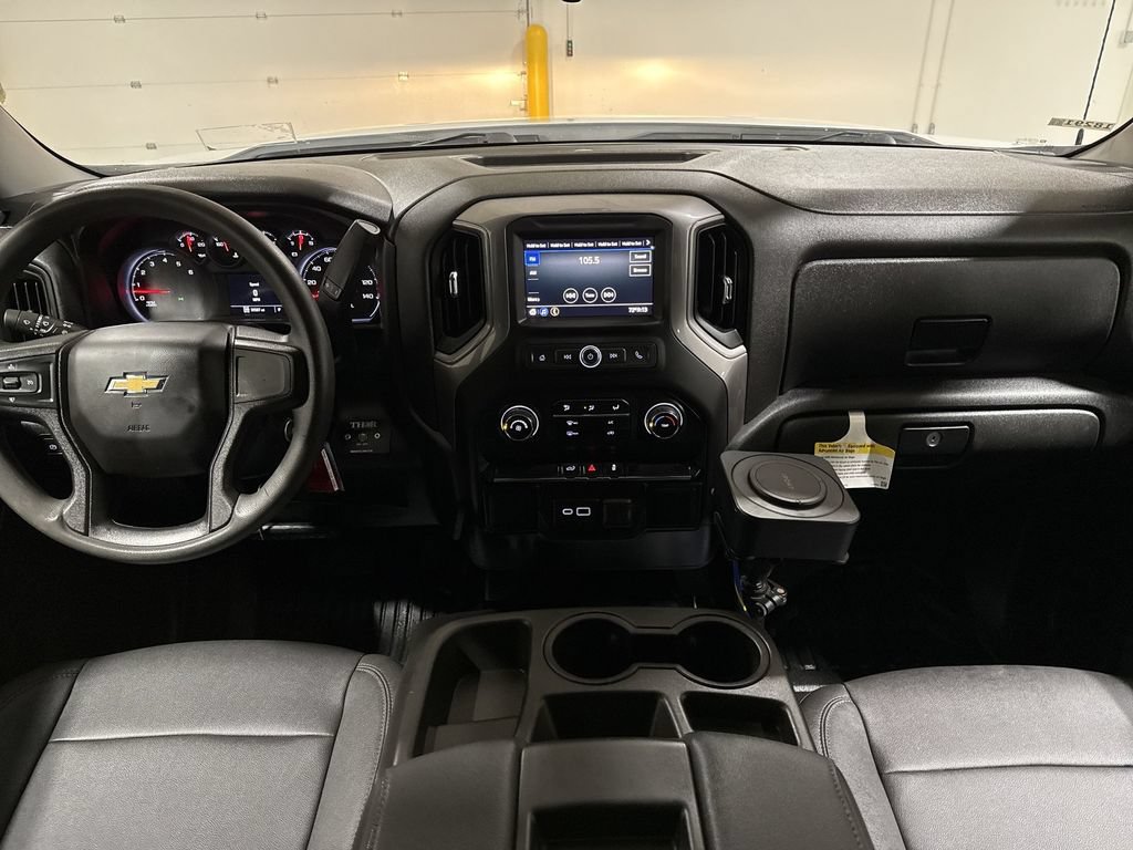 Used 2021 Chevrolet Silverado 1500 W/T w/ WT Value Package AWD/4WD image 10