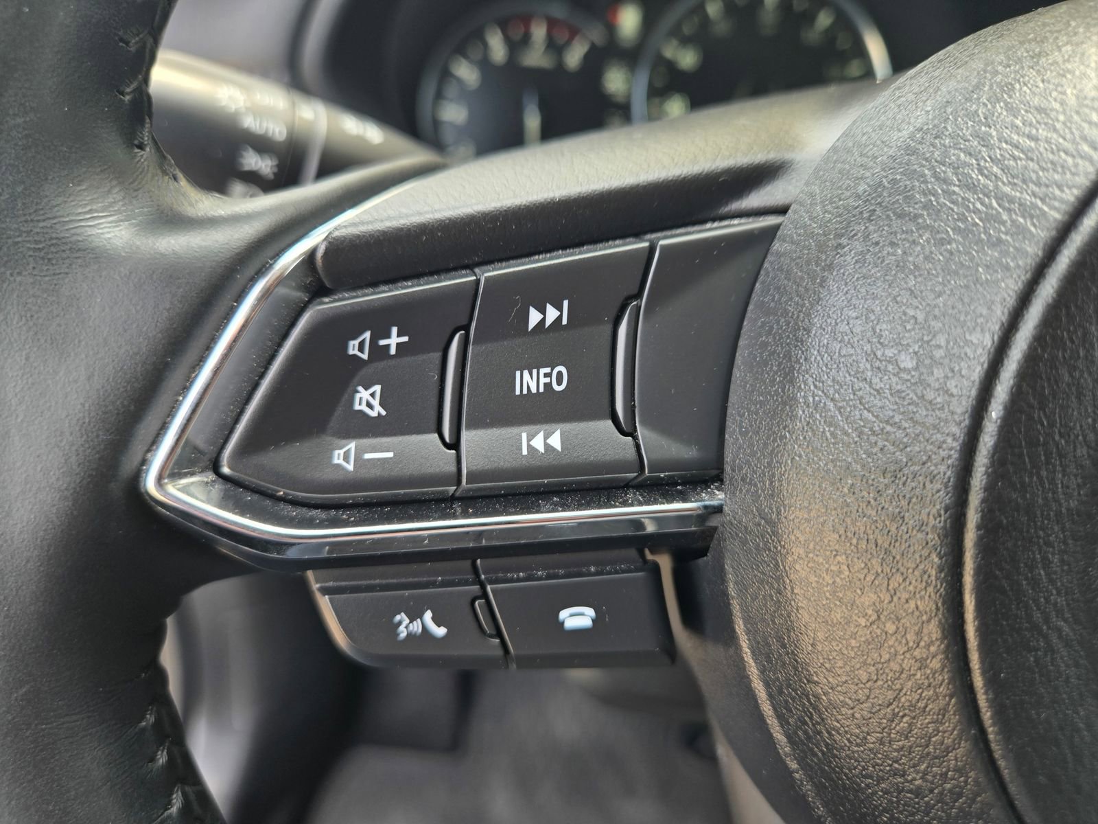 Certified 2022 MAZDA CX-5 AWD 2.5 S w/ Premium Package image 11