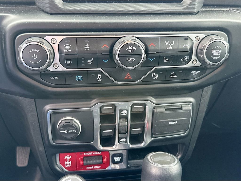 Used 2022 Jeep Wrangler Unlimited Rubicon 4xe w/ Steel Bumper Group image 16