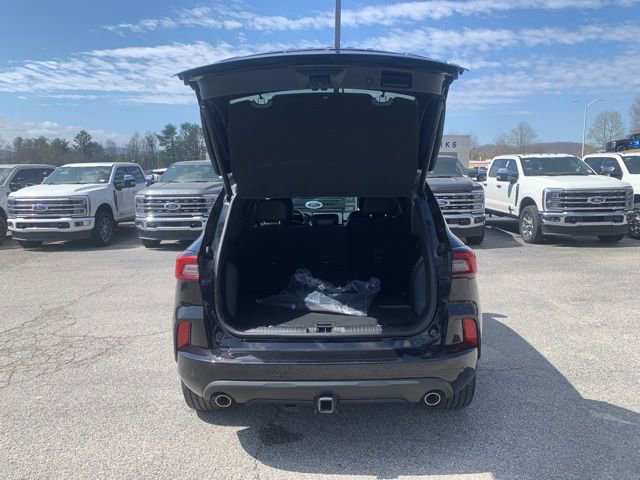 Certified 2023 Ford Escape ST-Line Elite w/ Premium Technology Package AWD/4WD image 8