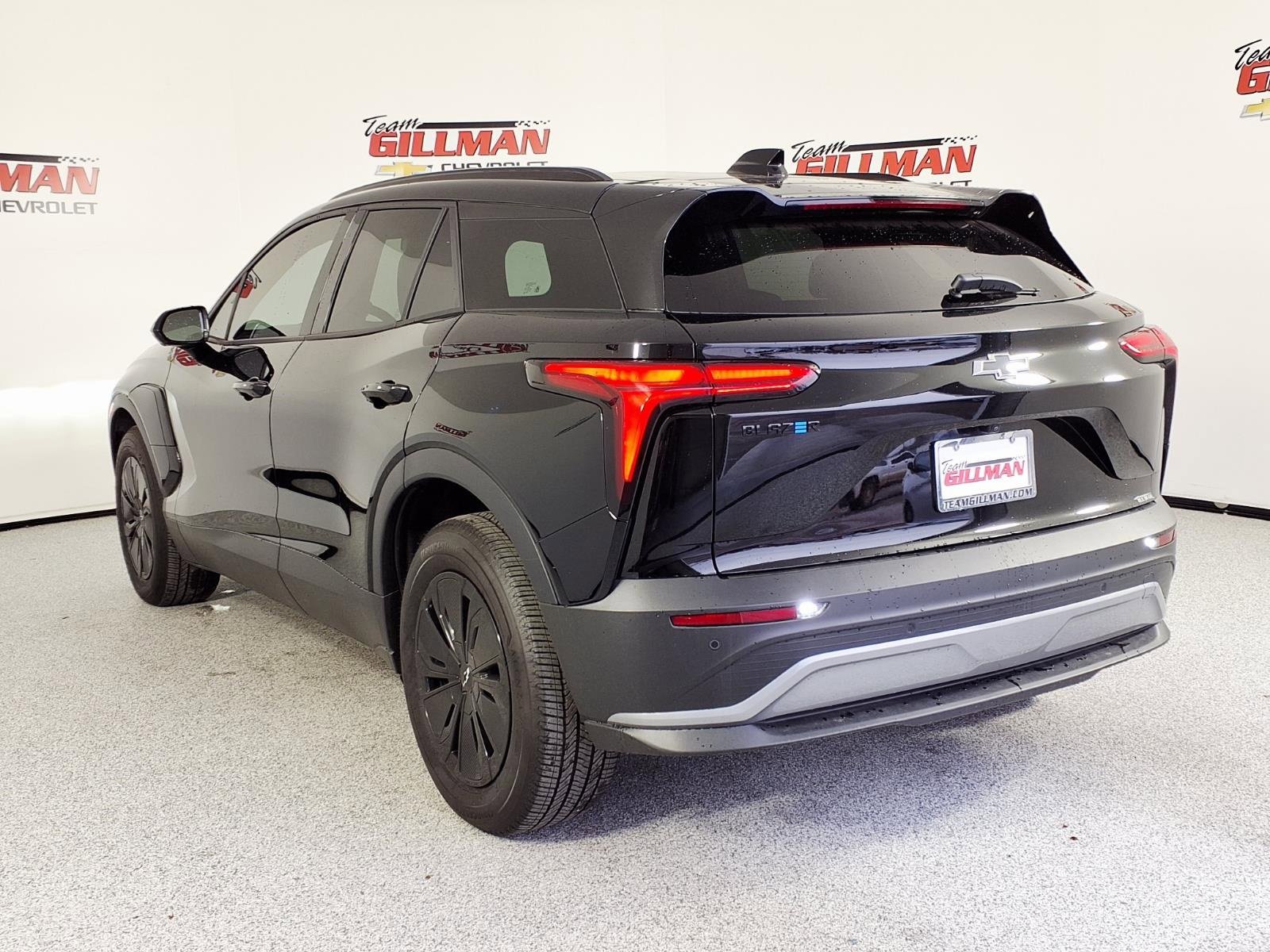 New 2025 Chevrolet Blazer EV LT w/ Midnight/Sport Edition image 2