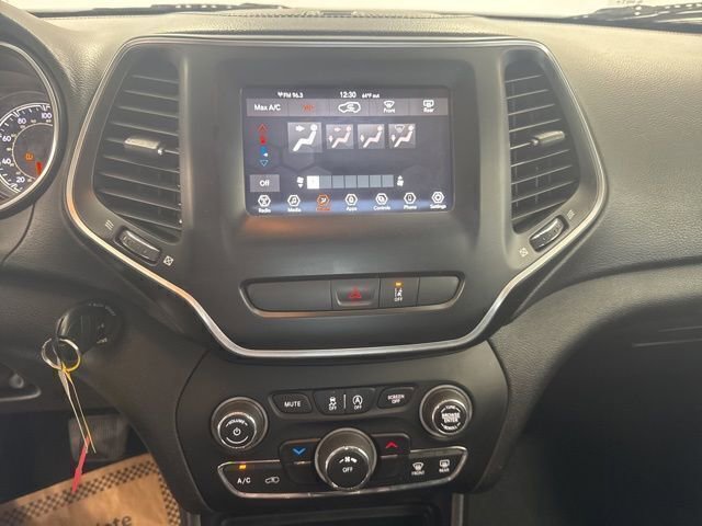 Used 2021 Jeep Cherokee Latitude image 13