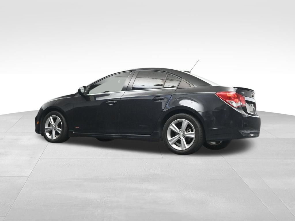 Used 2016 Chevrolet Cruze LT w/ Sun, Sound and Sport Package FWD image 11