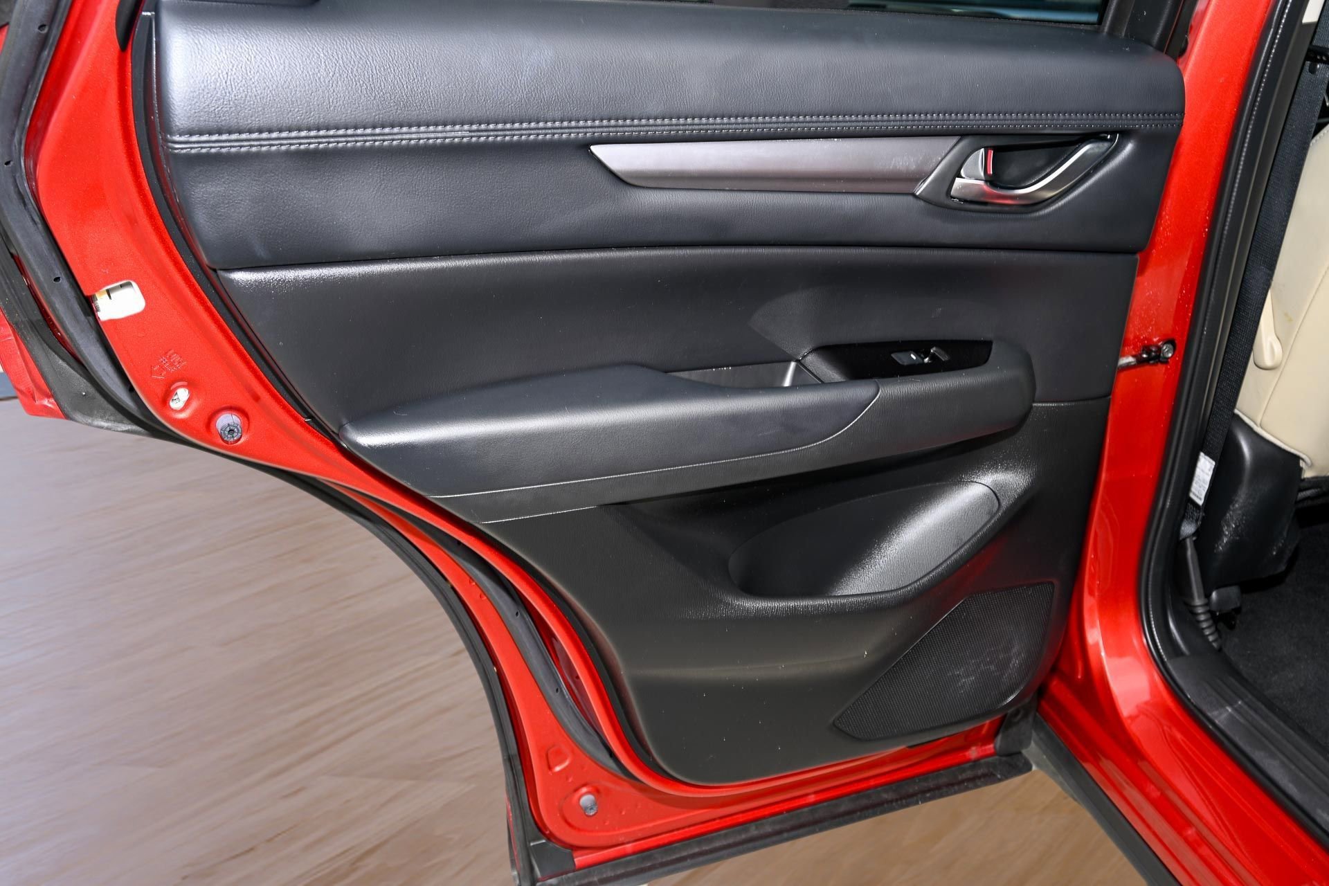 Used 2019 MAZDA CX-5 Touring image 7