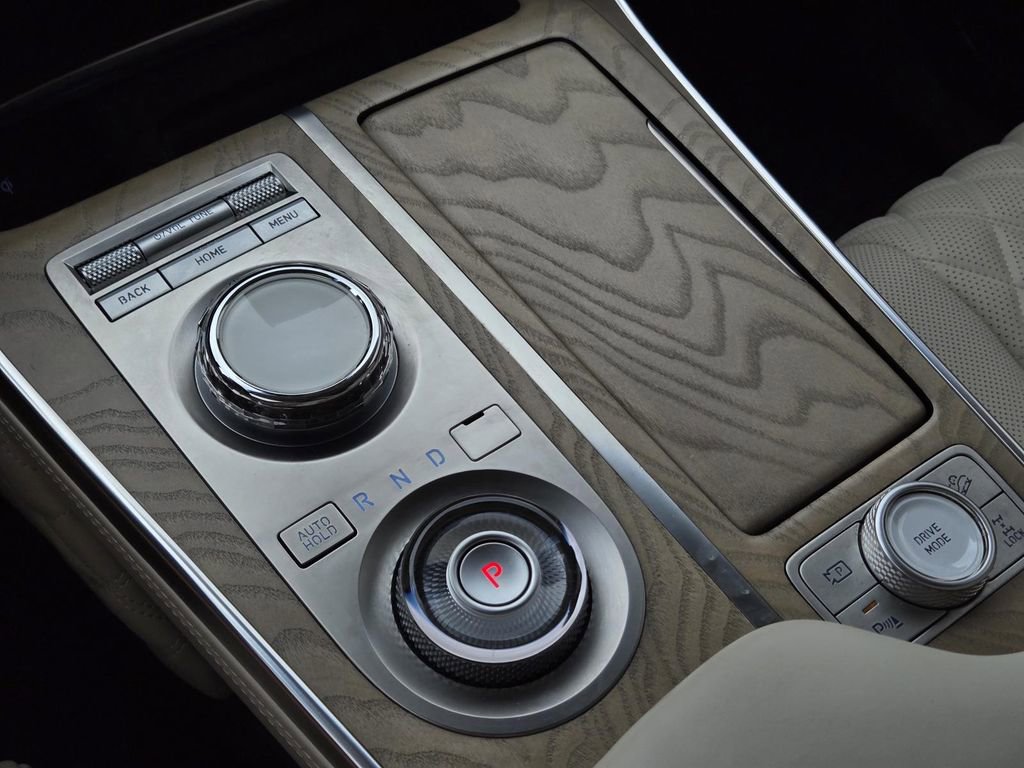 Used 2024 Genesis GV80 3.5T w/ Prestige Package image 16