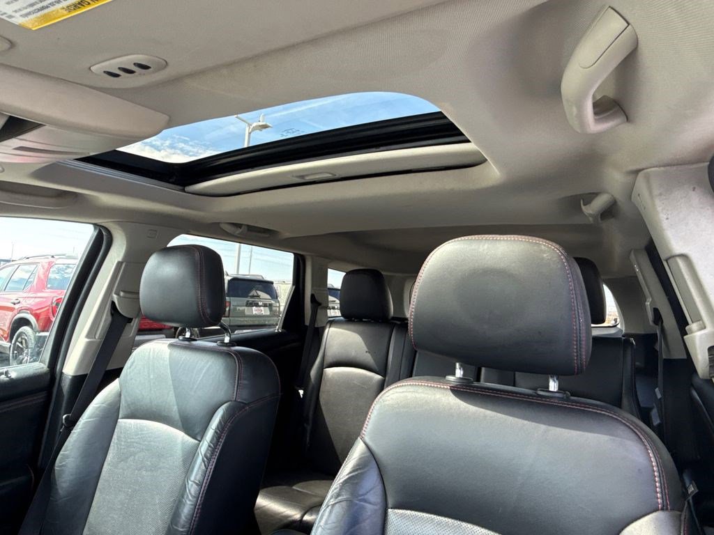 Used 2015 Dodge Journey R/T image 19