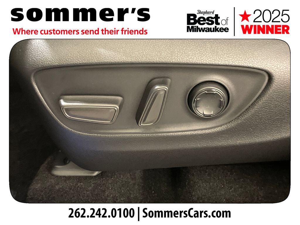 Used 2021 Toyota Venza Limited w/ Advanced Technology Package AWD/4WD image 10