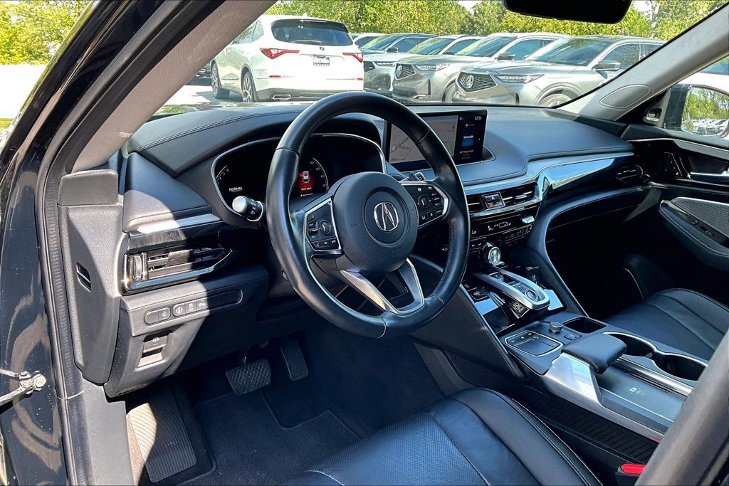 Used 2024 Acura MDX w/ Technology Package AWD/4WD image 15
