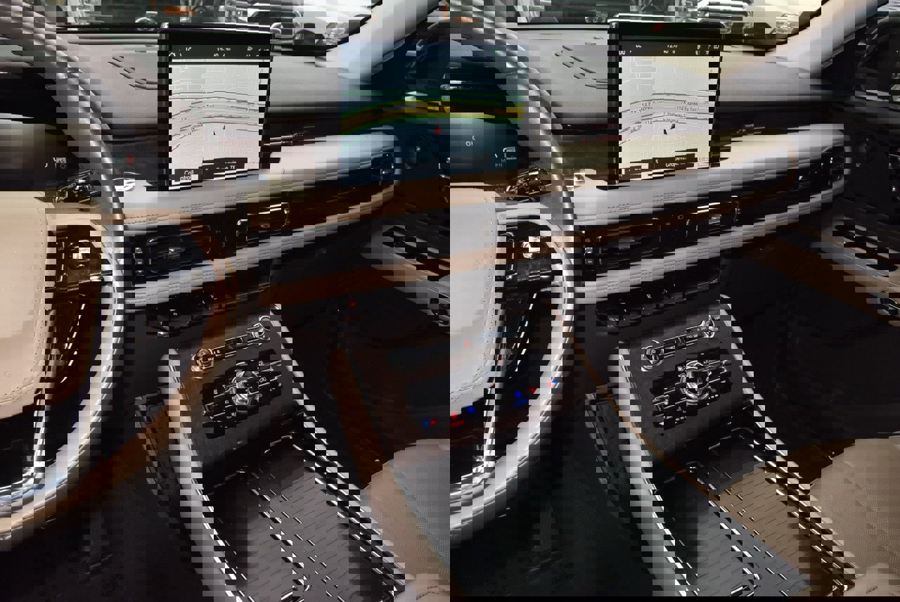 Certified 2023 Lincoln Aviator Reserve w/ Elements Package Plus image 28