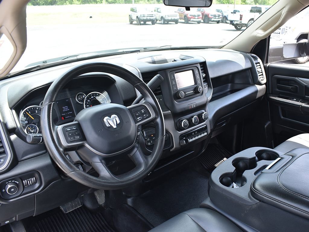 Used 2020 RAM 5500 Tradesman AWD/4WD image 4