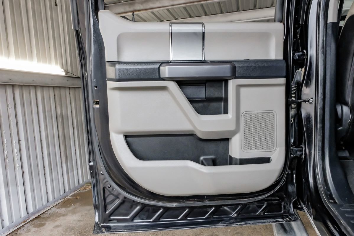 Used 2022 Ford F350 XLT w/ XLT Premium Package image 46