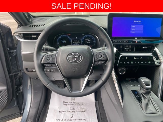 Used 2023 Toyota Venza Limited image 13