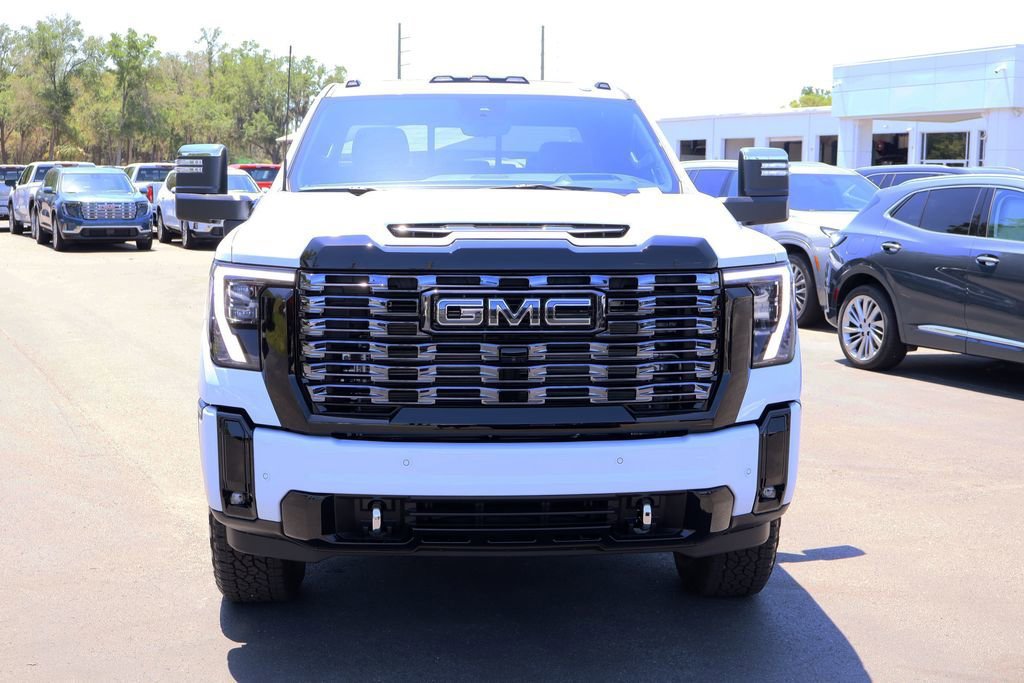 New 2026 GMC Sierra 2500 Denali Ultimate AWD/4WD image 3