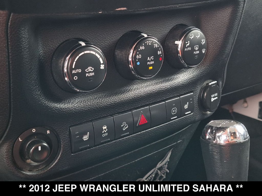 Used 2012 Jeep Wrangler Unlimited Sahara w/ Dual Top Group AWD/4WD image 21