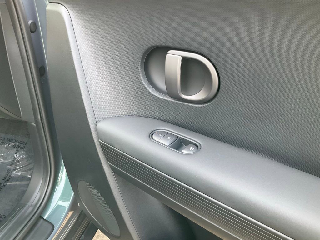 Used 2025 Hyundai Ioniq 5 SEL image 65