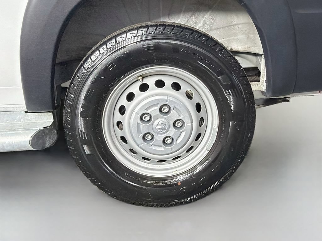 Used 2025 RAM ProMaster 2500 w/ U-Haul Equipment Group FWD image 29