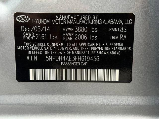 Used 2015 Hyundai Elantra Limited FWD image 23