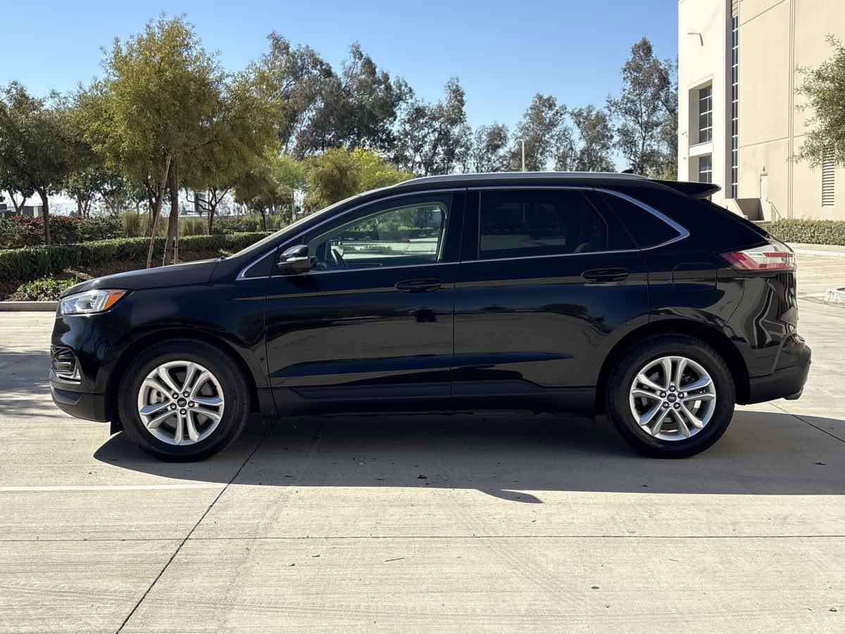 Used 2020 Ford Edge SEL w/ Convenience Package image 6