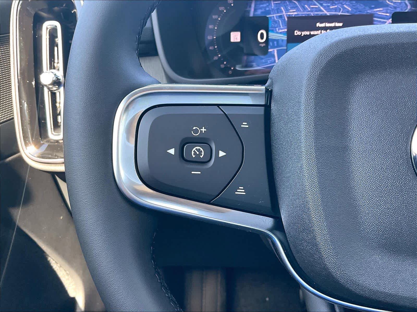 New 2026 Volvo XC40 B5 Core w/ Climate Package AWD/4WD image 17