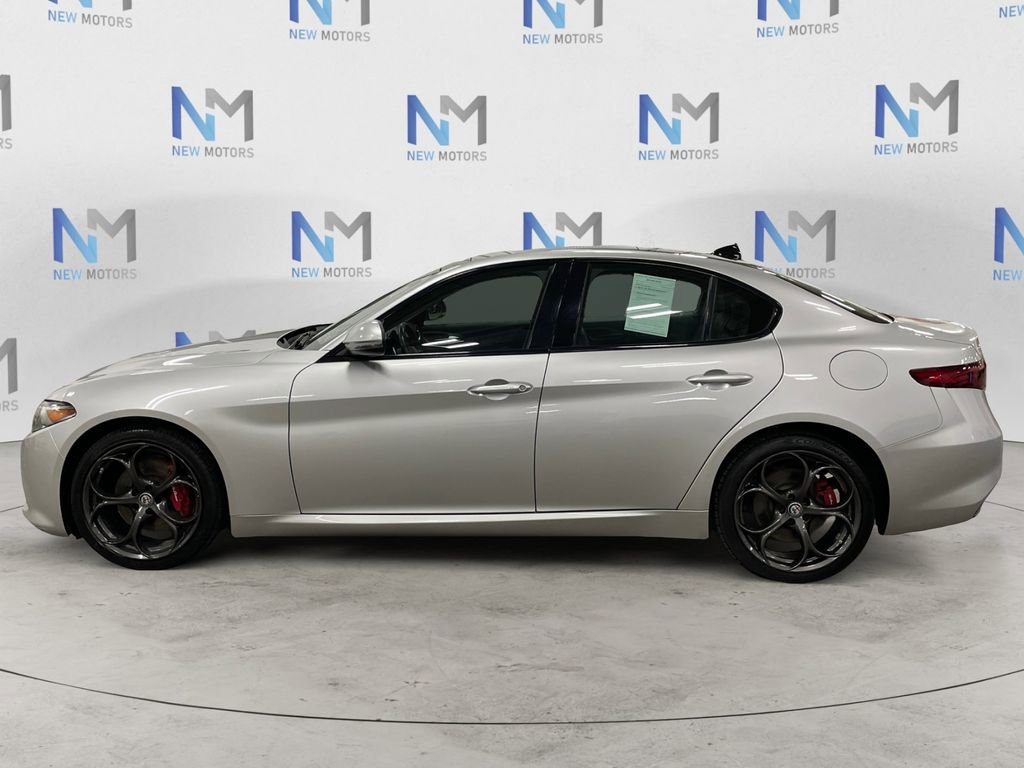 Used 2018 Alfa Romeo Giulia Ti Sport w/ Quick Order Package 22S Sport image 2
