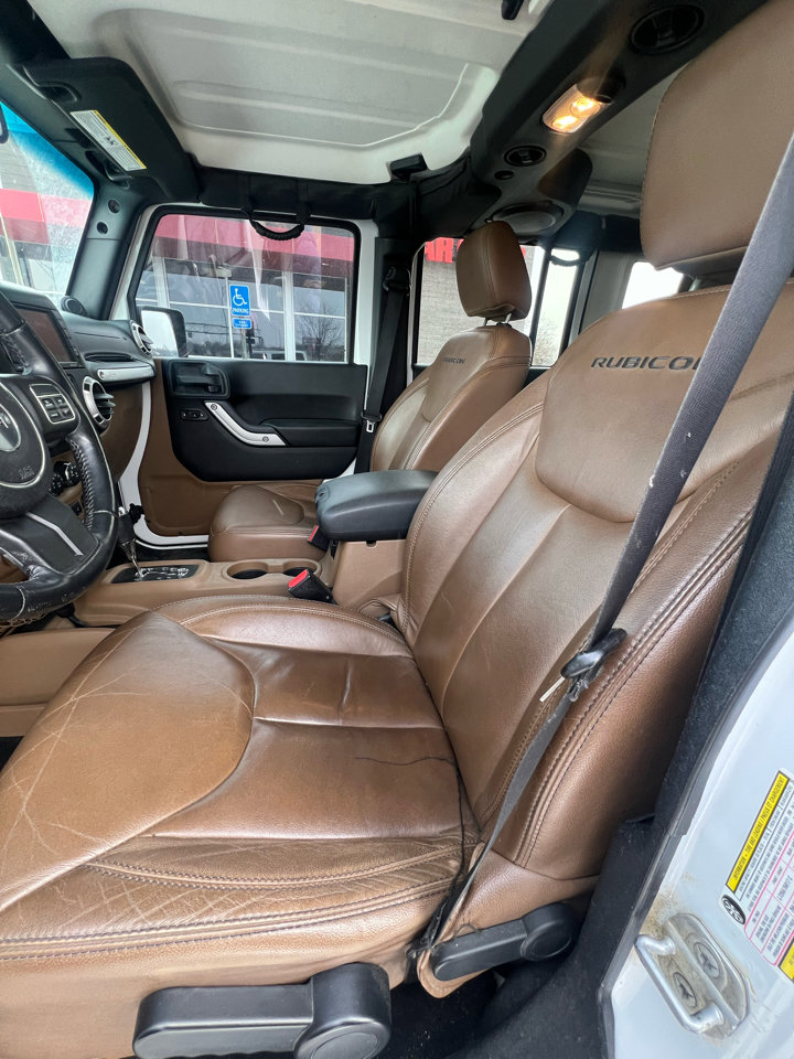 Used 2014 Jeep Wrangler Unlimited Rubicon w/ Dual Top Group image 12
