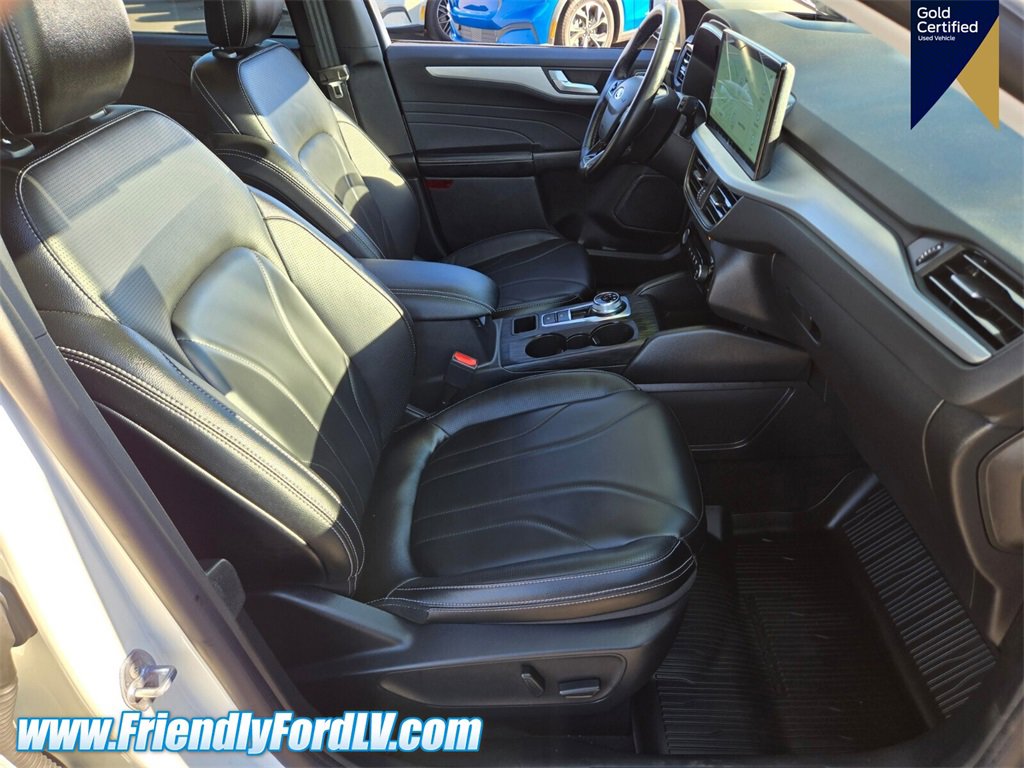 Certified 2025 Ford Escape SE w/ PHEV Premium Package image 14