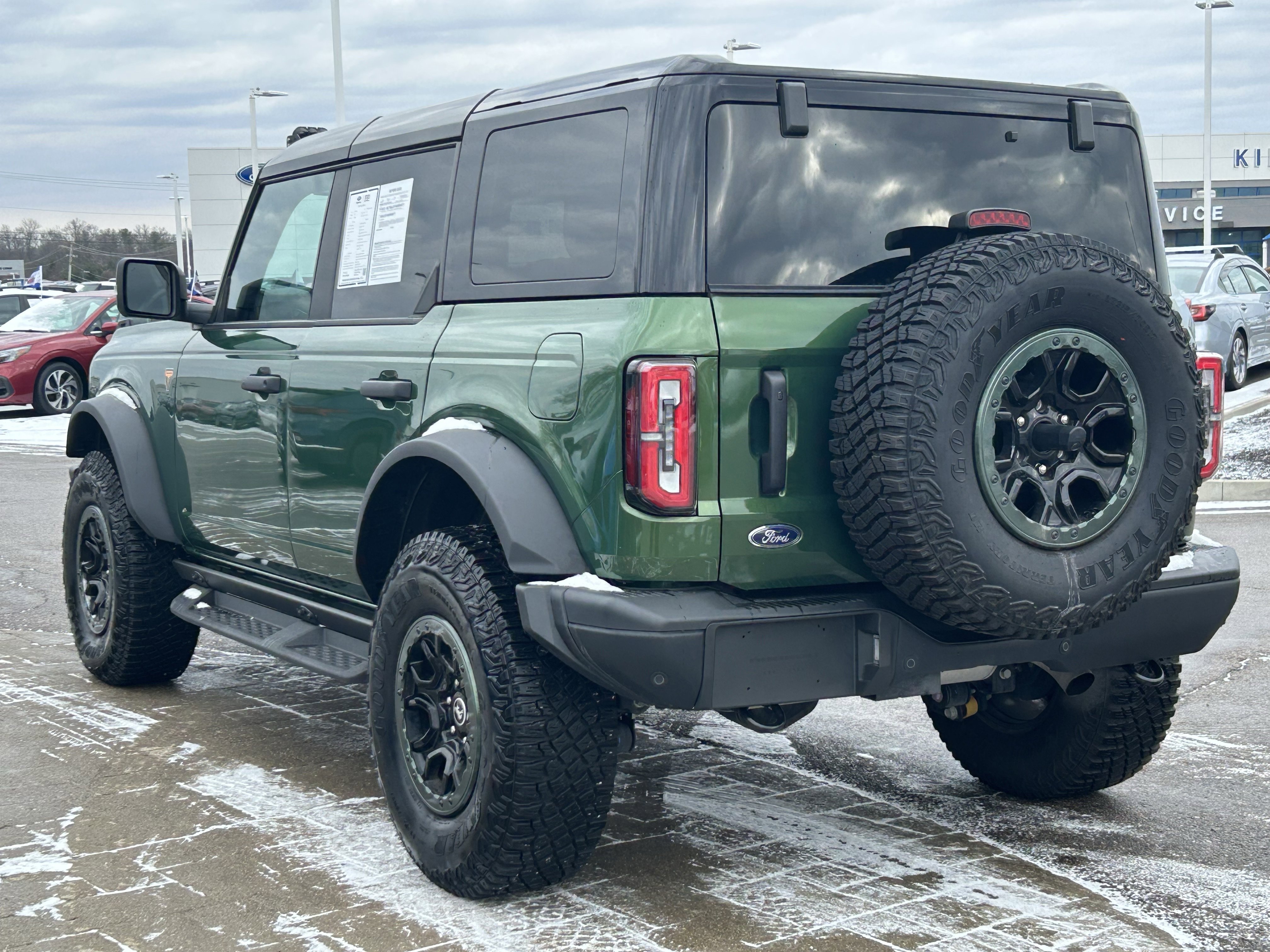 Used 2024 Ford Bronco Badlands image 5