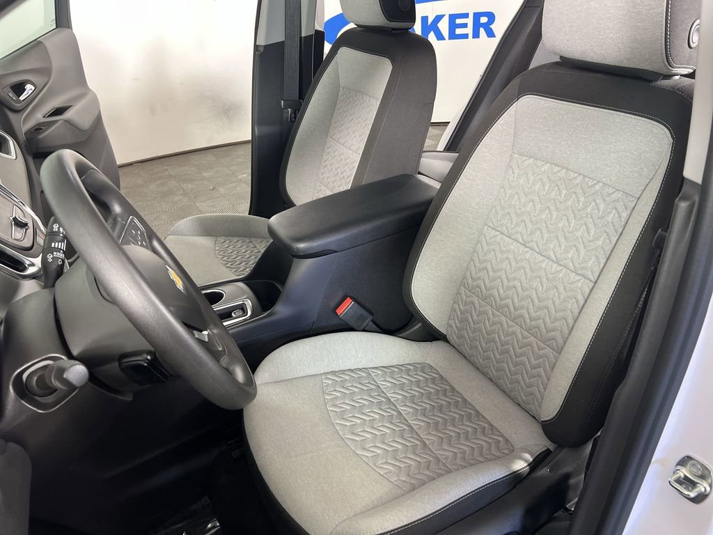 Used 2024 Chevrolet Equinox LS w/ LS Convenience Package image 19