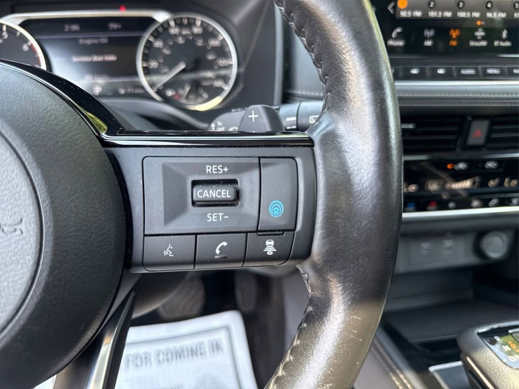 Used 2022 Nissan Rogue SL w/ SL Premium Package image 29