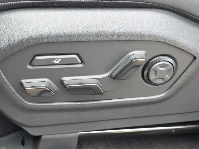 New 2026 Hyundai Santa Fe Calligraphy FWD image 7