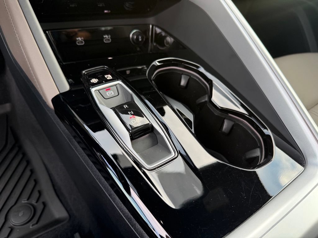 Certified 2025 Audi Q5 Premium w/ Convenience Package AWD/4WD image 20