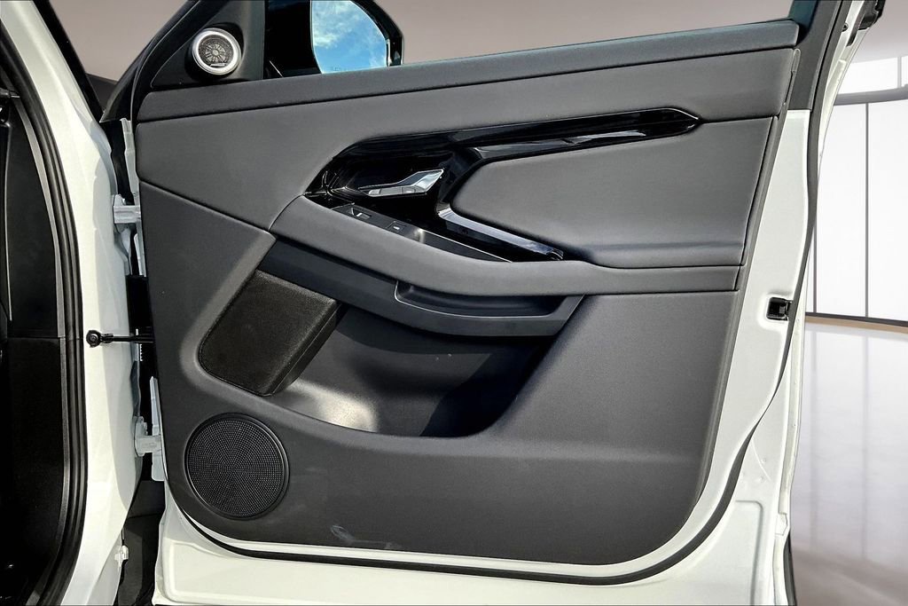 Certified 2025 Land Rover Range Rover Evoque S image 26