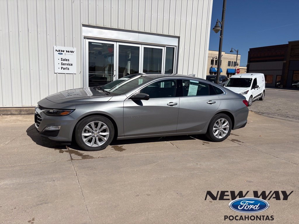 Used 2024 Chevrolet Malibu LT FWD image 1