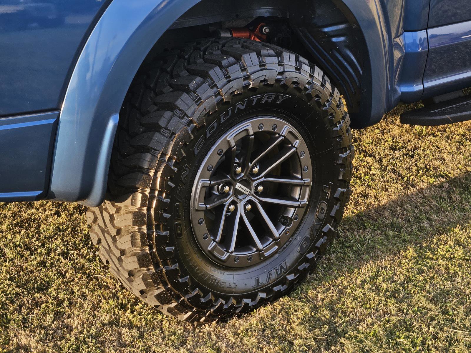 Used 2020 Ford F150 Raptor w/ Equipment Group 801A Mid image 8