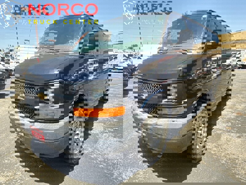 Used 2014 Chevrolet Express 3500 LS image 7