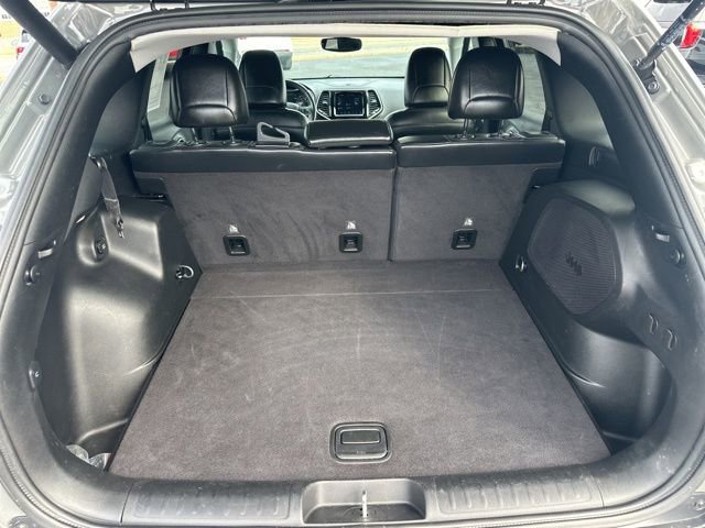 Used 2019 Jeep Cherokee Limited image 5