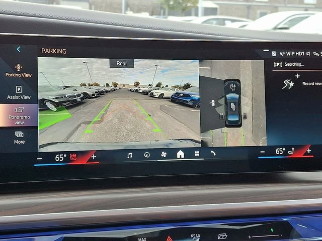 Certified 2024 BMW 760i xDrive w/ Executive Package image 19